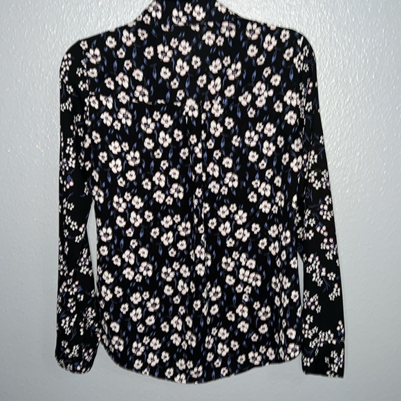 Express Floral Button Up - Picture 3 of 3